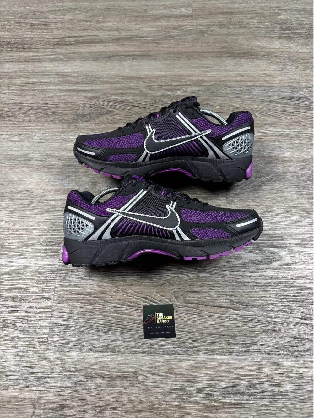 Size 11 - Nike Zoom Vomero 5 Black Vivid Purple